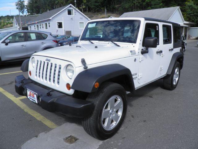photo of 2013 Jeep Wrangler Unlimited Sport