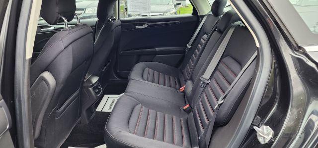 2015 BLACK /Charcoal Black Ford Fusion SE (3FA6P0H70FR) with an 2.5 L4 engine, AT transmission, 0.000000, 0.000000 - FOR A BETTER PRICE CALL PAUL AT 301-268-8150 - Photo#7