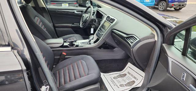 2015 BLACK /Charcoal Black Ford Fusion SE (3FA6P0H70FR) with an 2.5 L4 engine, AT transmission, 0.000000, 0.000000 - FOR A BETTER PRICE CALL PAUL AT 301-268-8150 - Photo#14