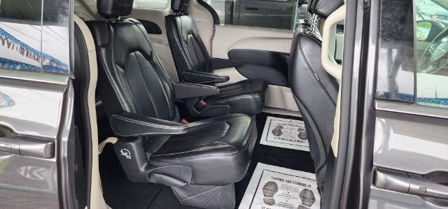 2020 GRAY /Alloy/Black Chrysler Voyager LXI (2C4RC1DG9LR) with an 3.6L V6 engine, AT transmission, 0.000000, 0.000000 - Photo#14