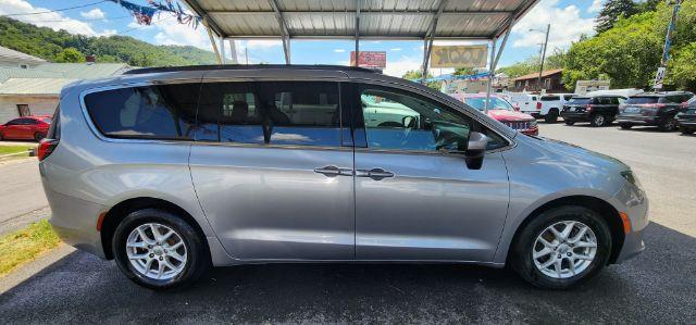2020 SILVER /Alloy/Black Chrysler Voyager LXI (2C4RC1DG0LR) with an 3.6L V6 engine, AT transmission, 0.000000, 0.000000 - Photo#13