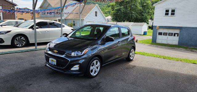 2021 GRAY /Jet Black Chevrolet Spark FWD LS Automatic (KL8CB6SA7MC) with an 1.4L 4L engine, AT transmission, 0.000000, 0.000000 - Photo#2
