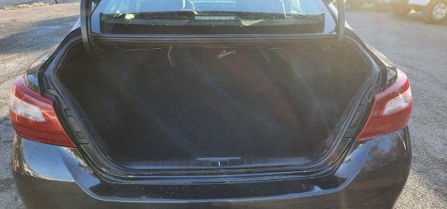 2018 Gray /Charcoal, cloth Nissan Altima 2.5 SV (1N4AL3AP1JC) with an 2.5L I4 engine, AT transmission, located at 15520 McMullen Hwy SW, Belair, MD, 21502, (301) 729-3700, 39.581375, -78.846451 - FOR A BETTER PRICE CALL PAUL AT 301-268-8150 - Photo#26