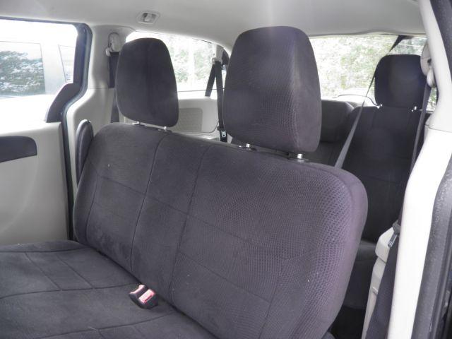 2014 BLUE Dodge Grand Caravan American Value Pkg (2C4RDGBG0ER) with an 3.6L V6 engine, AT transmission, located at 19521 New George's Creek Rd SW, Barton, MD, 21521, (301) 463-2404, 39.524323, -79.017906 - Photo#3
