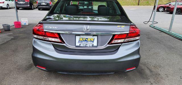 2015 GRAY /Black, cloth Honda Civic LX Sedan CVT (19XFB2F50FE) with an 1.8L L4 engine, CVT transmission, located at 19521 New George's Creek Rd SW, Barton, MD, 21521, (301) 463-2404, 39.524323, -79.017906 - Photo#9