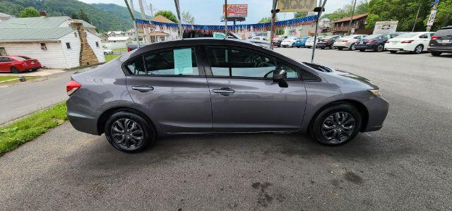 2015 GRAY /Black, cloth Honda Civic LX Sedan CVT (19XFB2F50FE) with an 1.8L L4 engine, CVT transmission, located at 19521 New George's Creek Rd SW, Barton, MD, 21521, (301) 463-2404, 39.524323, -79.017906 - Photo#12
