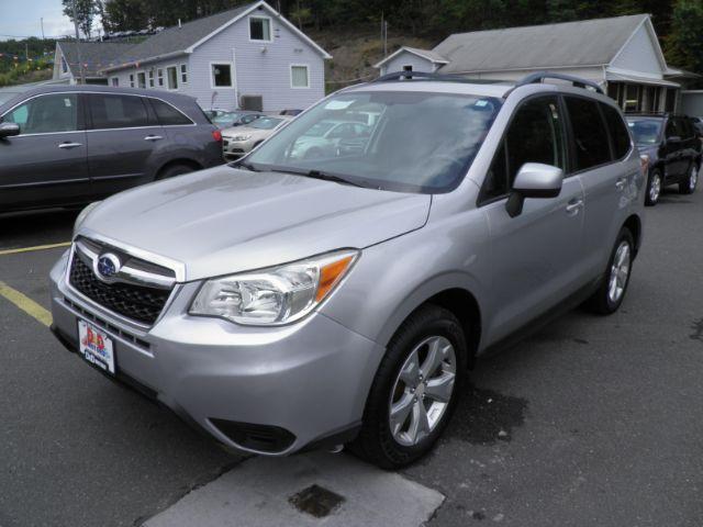 photo of 2014 Subaru Forester 2.5i Premium