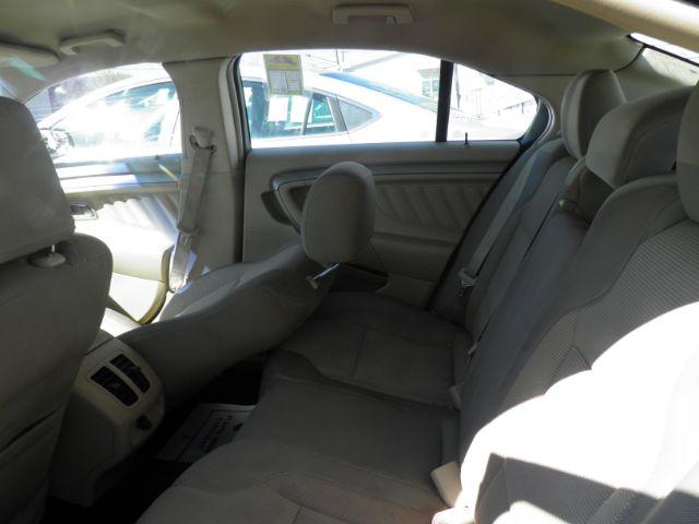 2015 Red Ford Taurus SEL (1FAHP2E88FG) with an 3.5L V6 engine, AT transmission, located at 15520 McMullen Hwy SW, Belair, MD, 21502, (301) 729-3700, 39.581375, -78.846451 - Photo#3