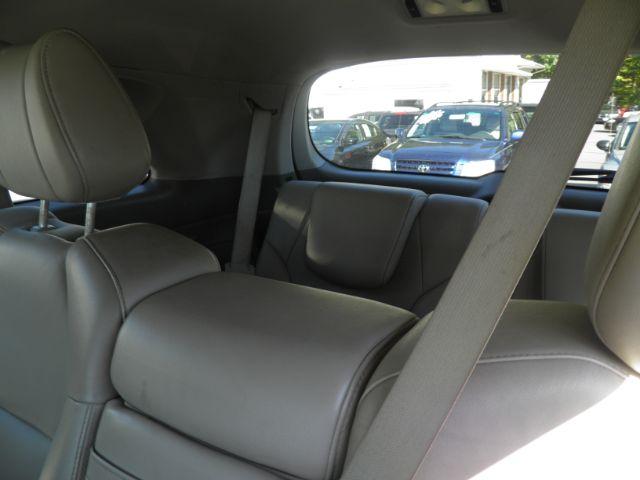2013 Silver Acura MDX TECH PKG (2HNYD2H27DH) with an 3.7L V6 engine, AT transmission, located at 15520 McMullen Hwy SW, Belair, MD, 21502, (301) 729-3700, 39.581375, -78.846451 - Photo#5