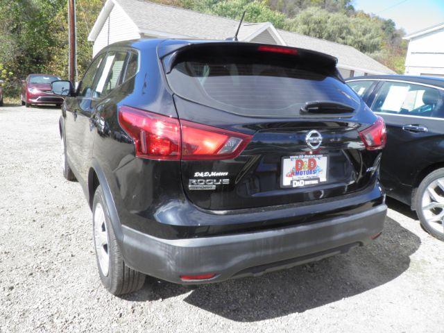 2019 BLACK Nissan Rogue Sport S (JN1BJ1CR1KW) with an 2.4L L4 engine, AT transmission, located at 19521 New George's Creek Rd SW, Barton, MD, 21521, (301) 463-2404, 39.524323, -79.017906 - Photo#5