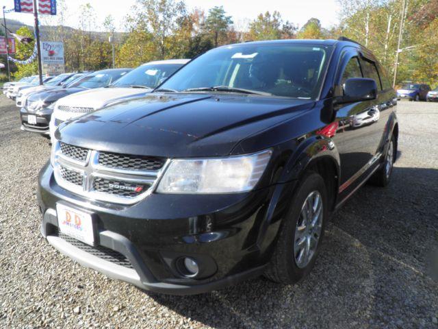 photo of 2019 Dodge Journey SE