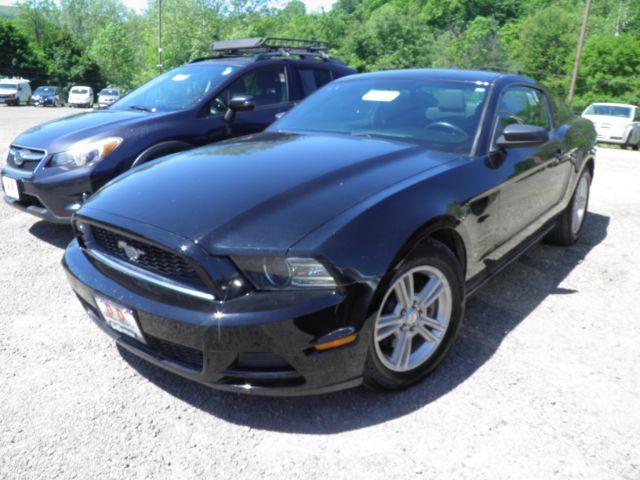 photo of 2014 Ford Mustang V6