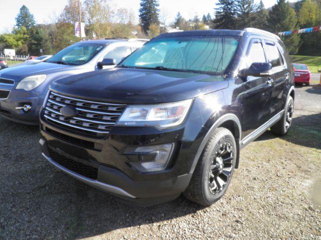photo of 2017 Ford Explorer XLT 4WD