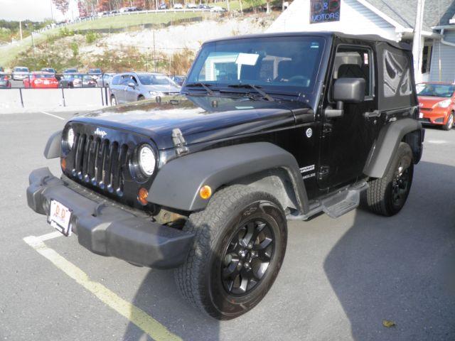 photo of 2013 Jeep Wrangler Sport