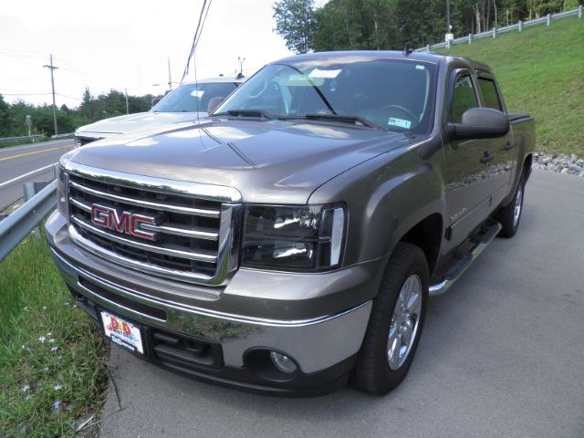 photo of 2013 GMC Sierra 1500 SLE