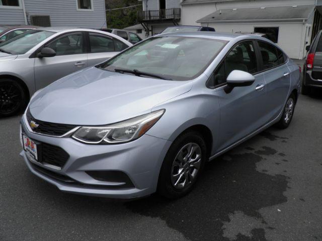 photo of 2017 Chevrolet Cruze LS Auto