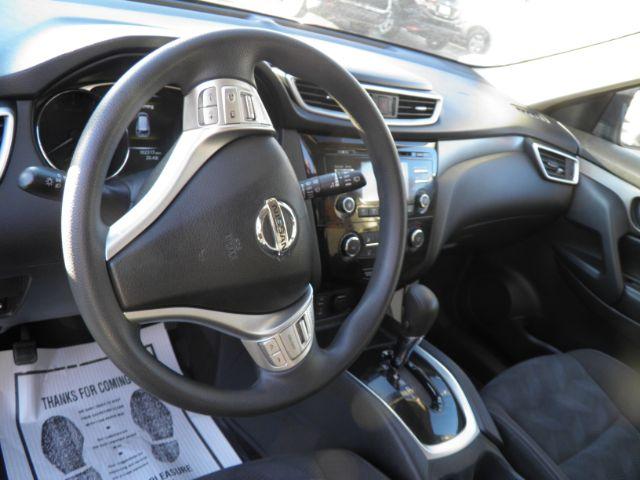 2015 Gray Nissan Rogue S (KNMAT2MV7FP) with an 2.5L I4 engine, AT transmission, located at 15520 McMullen Hwy SW, Belair, MD, 21502, (301) 729-3700, 39.581375, -78.846451 - Photo#2