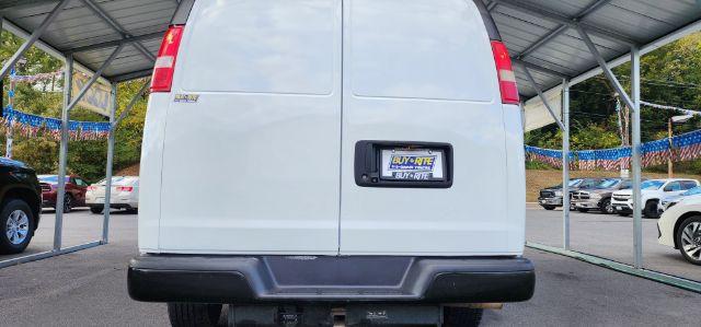 2015 White /Medium Pewter, premium cloth Chevrolet Express 2500 Base (1GCWGFCF5F1) with an 4.8L V8 engine, AT transmission, located at 15520 McMullen Hwy SW, Belair, MD, 21502, (301) 729-3700, 39.581375, -78.846451 - FOR A BETTER PRICE CALL PAUL AT 301-268-8150 - Photo#8