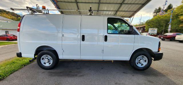2015 White /Medium Pewter, premium cloth Chevrolet Express 2500 Base (1GCWGFCF5F1) with an 4.8L V8 engine, AT transmission, located at 15520 McMullen Hwy SW, Belair, MD, 21502, (301) 729-3700, 39.581375, -78.846451 - FOR A BETTER PRICE CALL PAUL AT 301-268-8150 - Photo#11