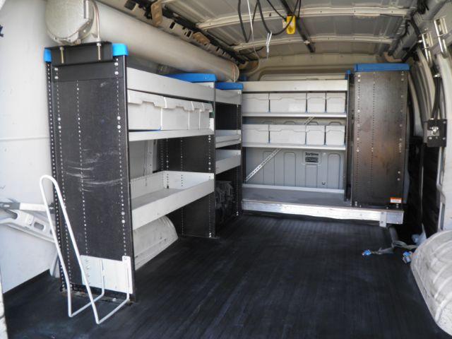 2015 White /Medium Pewter, premium cloth Chevrolet Express 2500 Work Van (1GCWGFCF5F1) with an 4.8L V8 engine, AT transmission, located at 15520 McMullen Hwy SW, Belair, MD, 21502, (301) 729-3700, 39.581375, -78.846451 - FOR A BETTER PRICE CALL PAUL AT 301-268-8150 - Photo#5