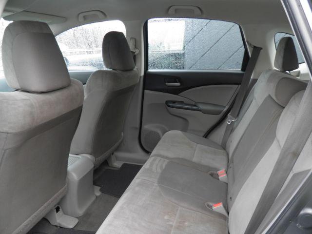 2014 Gray Honda CR-V LX (2HKRM3H34EH) with an 2.4L I4 engine, AT transmission, located at 15520 McMullen Hwy SW, Belair, MD, 21502, (301) 729-3700, 39.581375, -78.846451 - Photo#3