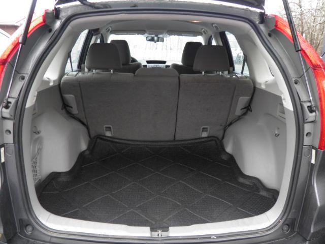 2014 Gray Honda CR-V LX (2HKRM3H34EH) with an 2.4L I4 engine, AT transmission, located at 15520 McMullen Hwy SW, Belair, MD, 21502, (301) 729-3700, 39.581375, -78.846451 - Photo#4