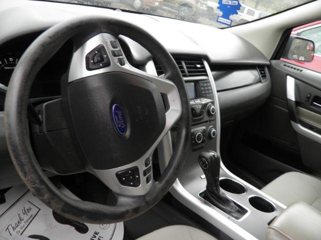 2013 White Ford Edge SE (2FMDK3GCXDB) with an 3.5L V6 engine, AT transmission, located at 15520 McMullen Hwy SW, Belair, MD, 21502, (301) 729-3700, 39.581375, -78.846451 - Photo#2