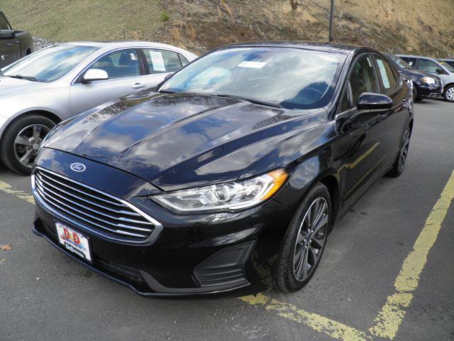 photo of 2019 Ford Fusion SE