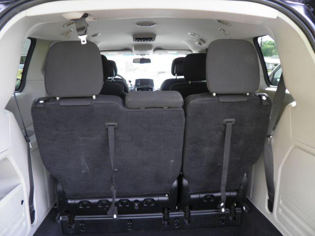 2018 Black Dodge Grand Caravan SE (2C4RDGBG7JR) with an 3.6L V6 engine, AT transmission, located at 15520 McMullen Hwy SW, Belair, MD, 21502, (301) 729-3700, 39.581375, -78.846451 - Photo#4