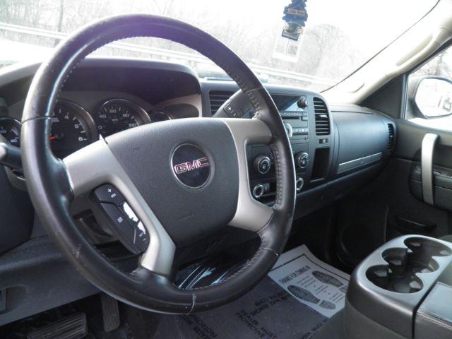 2010 Green GMC Sierra 1500 SLE (3GTRKVE37AG) with an 5.3L V8 engine, AT transmission, located at 15520 McMullen Hwy SW, Belair, MD, 21502, (301) 729-3700, 39.581375, -78.846451 - Photo#2