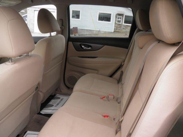 2015 Black Nissan Rogue SV (KNMAT2MV1FP) with an 2.5l I4 engine, CVT transmission, located at 19521 New George's Creek Rd SW, Barton, MD, 21521, (301) 463-2404, 39.524323, -79.017906 - Photo#3