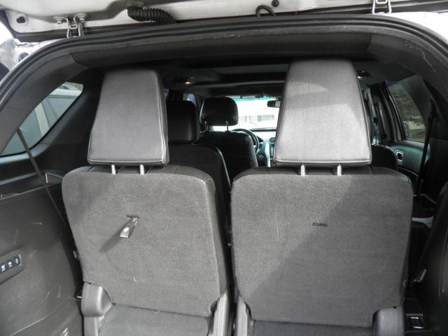 2013 SILVER Ford Explorer Limited (1FM5K8F88DG) with an 3.5L V6 engine, AT transmission, located at 19521 New George's Creek Rd SW, Barton, MD, 21521, (301) 463-2404, 39.524323, -79.017906 - Photo#5