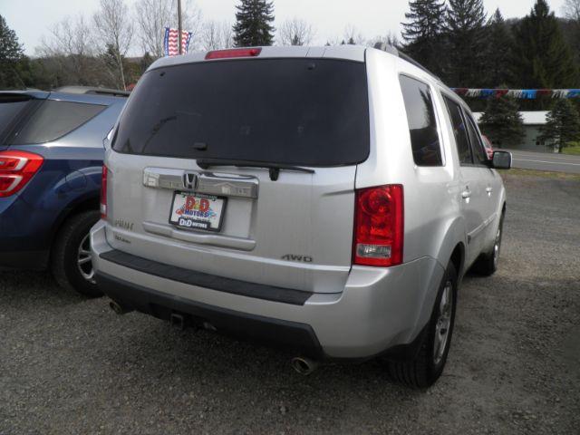 2009 SILVER Honda Pilot EX (5FNYF48449B) with an 3.5L V6 engine, AT transmission, located at 19521 New George's Creek Rd SW, Barton, MD, 21521, (301) 463-2404, 39.524323, -79.017906 - Photo#6