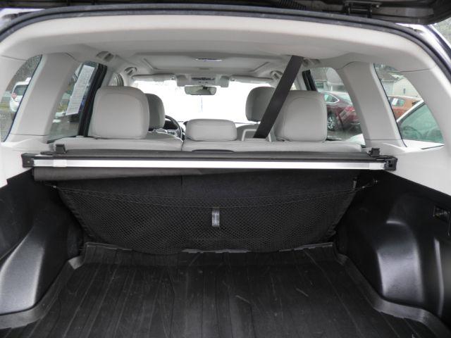 2018 GRAY Subaru Forester 2.5i Premium (JF2SJAGC3JH) with an 2.5 L4 engine, CVT transmission, located at 19521 New George's Creek Rd SW, Barton, MD, 21521, (301) 463-2404, 39.524323, -79.017906 - Photo#4