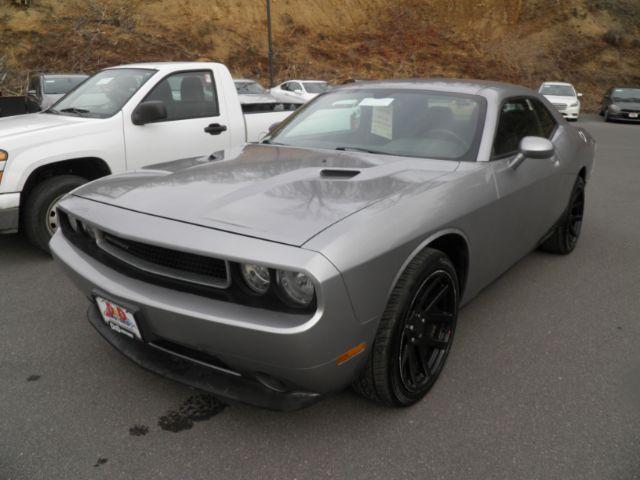 photo of 2014 Dodge Challenger SXT