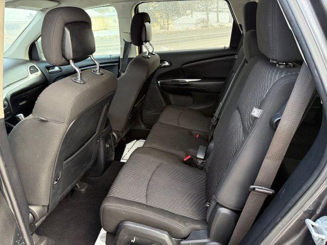 2020 GRAY Dodge Journey SE Value (3C4PDCAB4LT) with an 2.4L L4 engine, AT transmission, located at 19521 New George's Creek Rd SW, Barton, MD, 21521, (301) 463-2404, 39.524323, -79.017906 - Photo#3