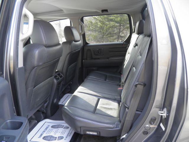 2011 Gray Honda Ridgeline RTL (5FPYK1F59BB) with an 3.5L V6 engine, AT transmission, located at 15520 McMullen Hwy SW, Belair, MD, 21502, (301) 729-3700, 39.581375, -78.846451 - Photo#3