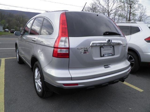 2011 Silver Honda CR-V EX-L (5J6RE4H78BL) with an 2.4L I4 engine, AT transmission, located at 15520 McMullen Hwy SW, Belair, MD, 21502, (301) 729-3700, 39.581375, -78.846451 - Photo#5