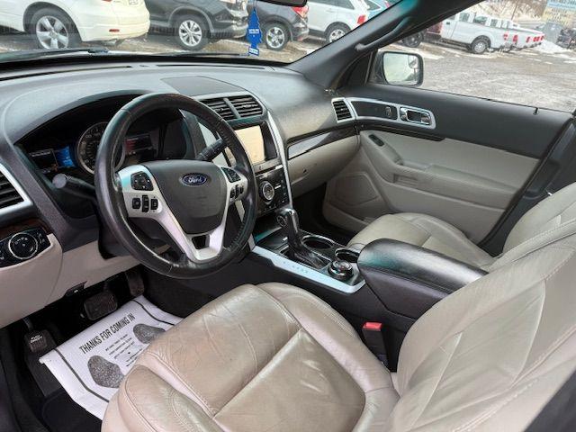 2014 Silver Ford Explorer Limited (1FM5K8F87EG) with an 3.5L V6 engine, AT transmission, located at 15520 McMullen Hwy SW, Belair, MD, 21502, (301) 729-3700, 39.581375, -78.846451 - Photo#4