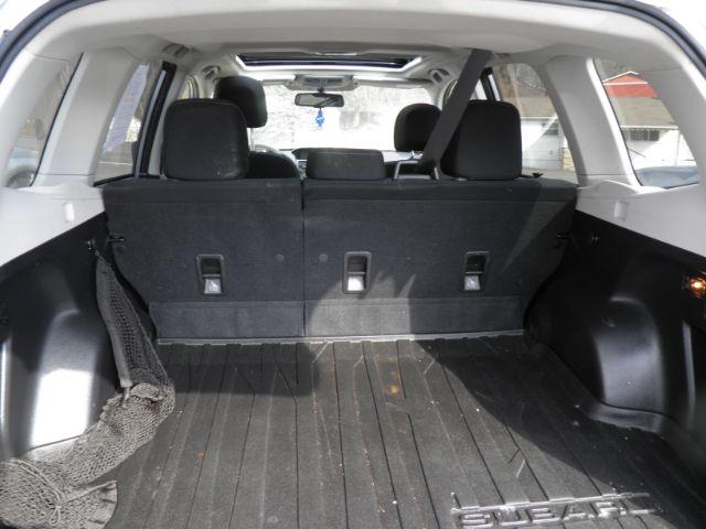 2014 GRAY Subaru Forester 2.5i Premium (JF2SJAEC0EH) with an 2.5 L4 engine, CVT transmission, located at 19521 New George's Creek Rd SW, Barton, MD, 21521, (301) 463-2404, 39.524323, -79.017906 - Photo#4