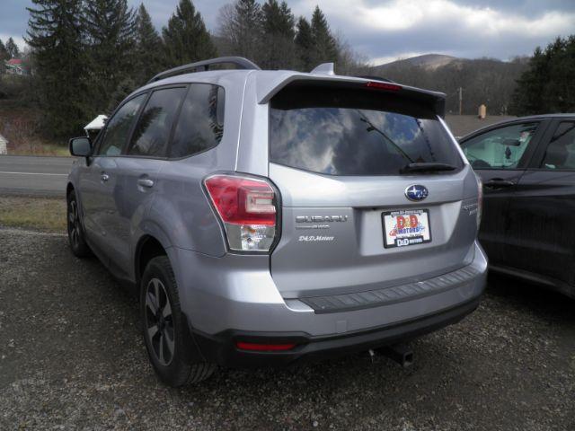 2017 SILVER Subaru Forester 2.5i Premium (JF2SJAGC1HH) with an 2.5 L4 engine, located at 19521 New George's Creek Rd SW, Barton, MD, 21521, (301) 463-2404, 39.524323, -79.017906 - Photo#5