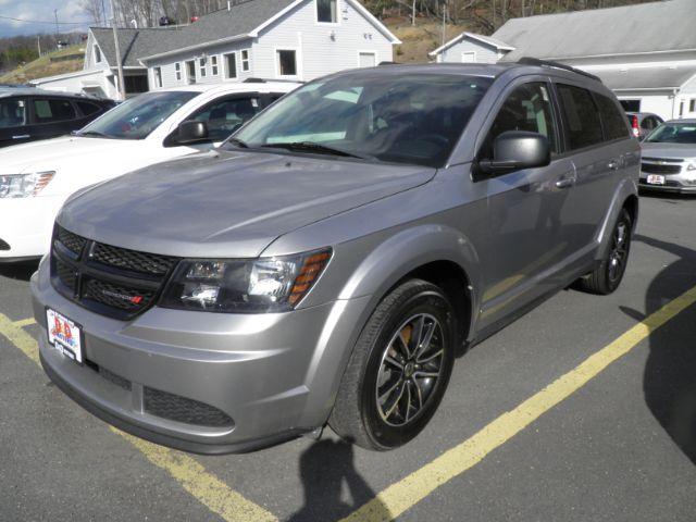 photo of 2018 Dodge Journey SE