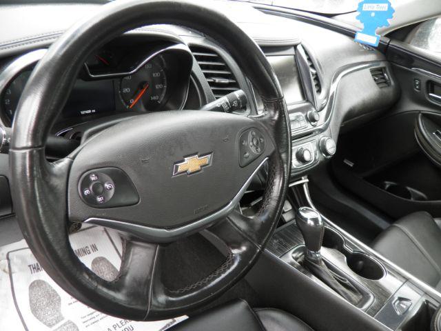 2018 SILVER Chevrolet Impala 1LT (2G1105S30J9) with an 2.5 L4 engine, AT transmission, located at 19521 New George's Creek Rd SW, Barton, MD, 21521, (301) 463-2404, 39.524323, -79.017906 - Photo#2