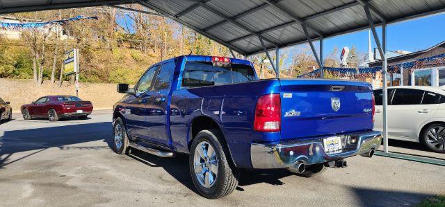 2017 Blue /Diesel Gray/Black Ram 1500 Big Horn Quad Cab 4x4 6'4 Box (1C6RR7GT2HS) with an 5.7L V8 engine, AT transmission, located at 15520 McMullen Hwy SW, Belair, MD, 21502, (301) 729-3700, 39.581375, -78.846451 - Photo#8