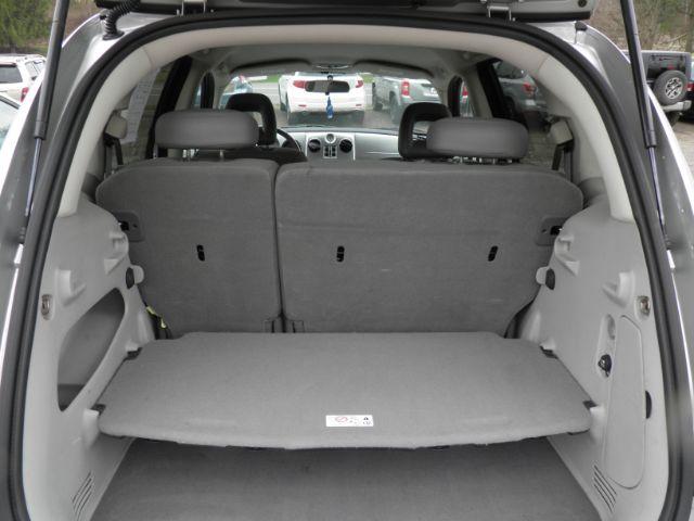 2010 SILVER Chrysler PT Cruiser Classic (3A4GY5F90AT) with an 2.4L L4 engine, located at 19521 New George's Creek Rd SW, Barton, MD, 21521, (301) 463-2404, 39.524323, -79.017906 - Photo#4