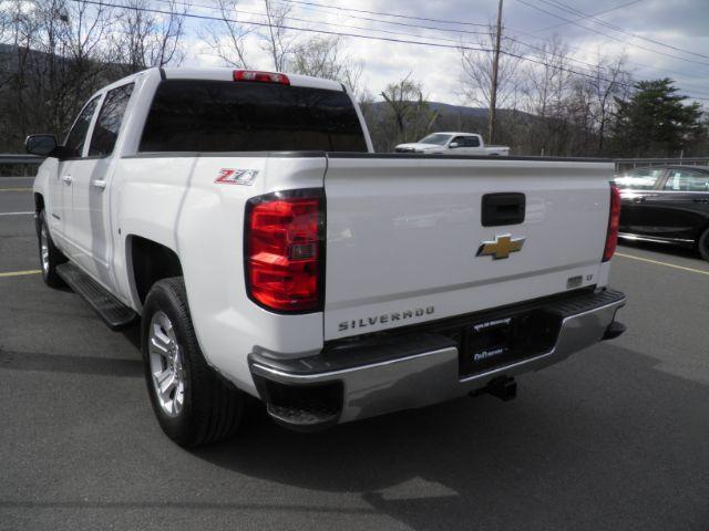 2015 WHITE Chevrolet Silverado 1500 2LT (3GCUKRECXFG) with an 3.4L V6 engine, AT transmission, located at 15520 McMullen Hwy SW, Belair, MD, 21502, (301) 729-3700, 39.581375, -78.846451 - Photo#4
