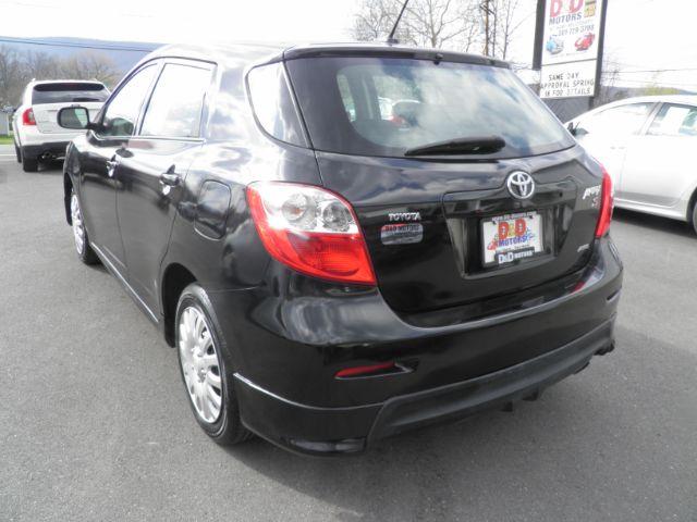 2010 BLACK Toyota Matrix S (2T1LE4EE8AC) with an 2.4L L4 engine, AT transmission, located at 15520 McMullen Hwy SW, Belair, MD, 21502, (301) 729-3700, 39.581375, -78.846451 - Photo#4