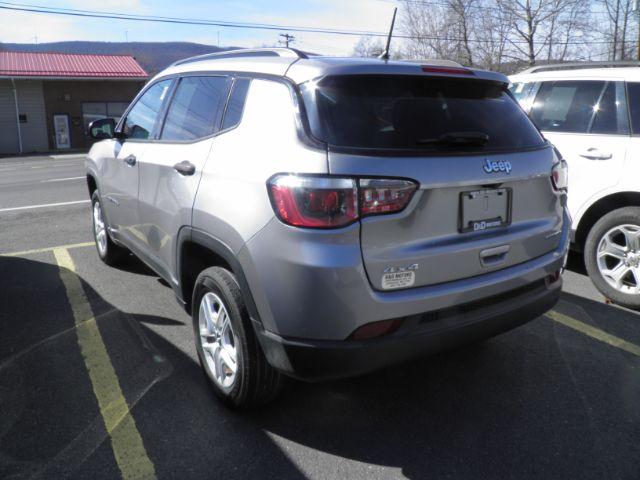 2018 GRAY Jeep Compass Sport 4x4 (3C4NJDAB6JT) with an 2.4L L4 engine, AT transmission, located at 15520 McMullen Hwy SW, Belair, MD, 21502, (301) 729-3700, 39.581375, -78.846451 - Photo#5
