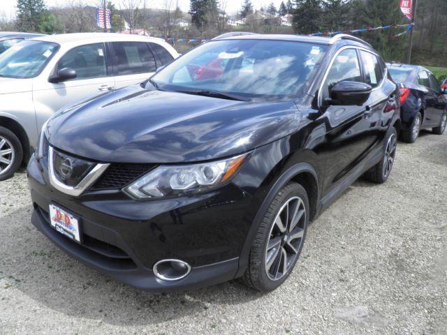 photo of 2017 Nissan Rogue Sport SL