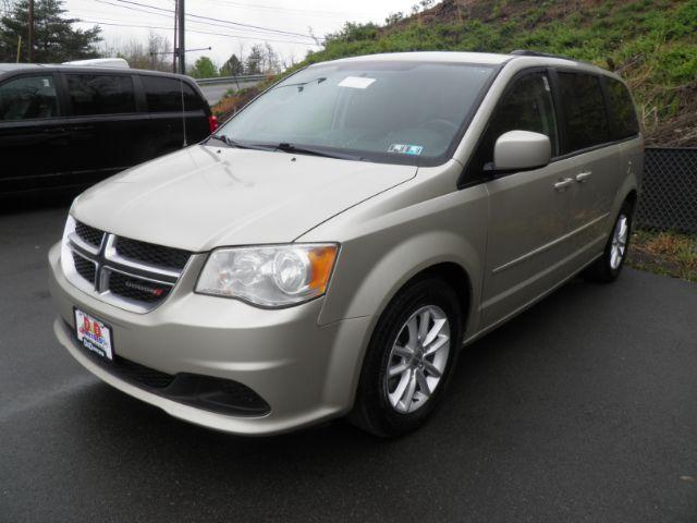 photo of 2013 Dodge Grand Caravan SXT